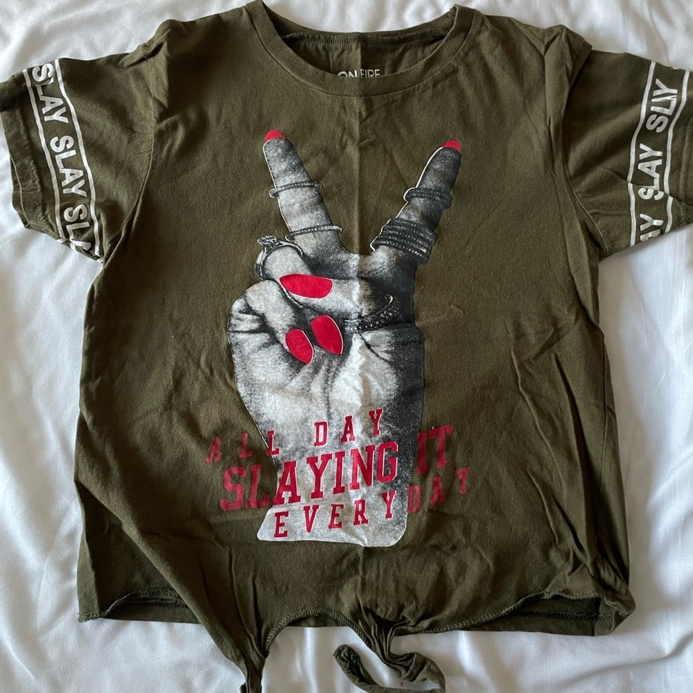 On Fire All day Slaying It Every Day T Shirt Green Womens Size L